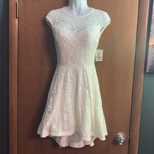 NWT White lace dress sz1/2